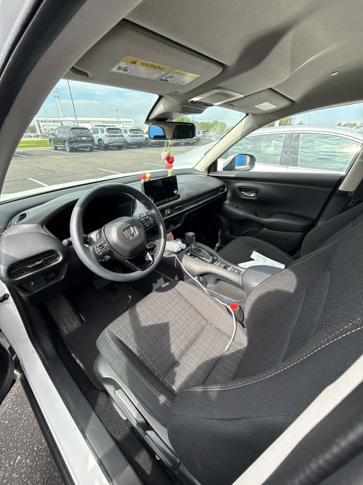 Used 2024 Platinum White Pearl Honda LX image 8