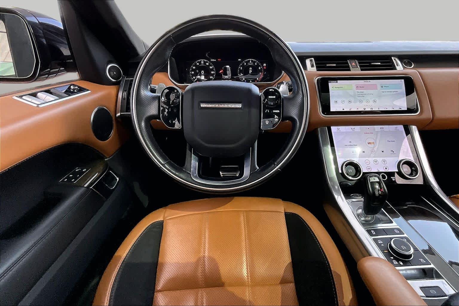 Used 2019 Borealis Black Metallic Land Rover Dynamic image 6