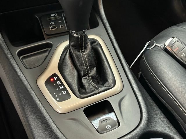 Used 2016 White Jeep Limited image 29