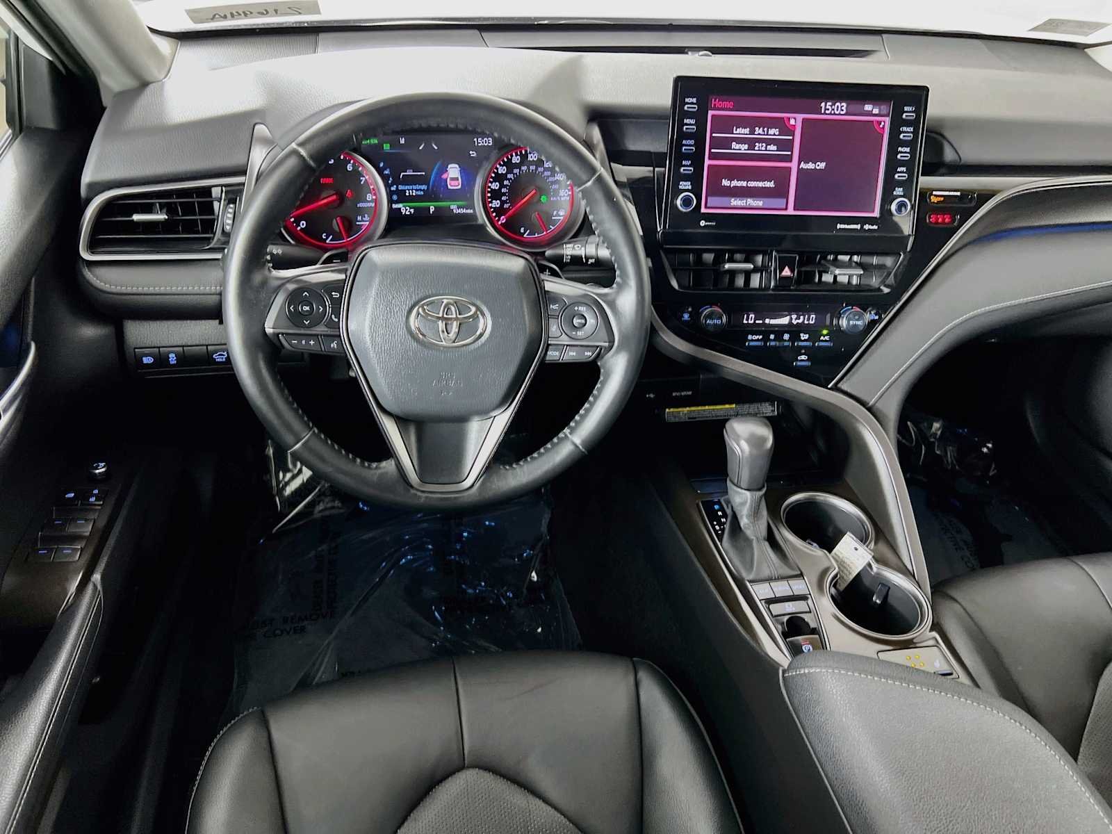 Used 2021 Wind Chill Pearl Toyota XSE image 22