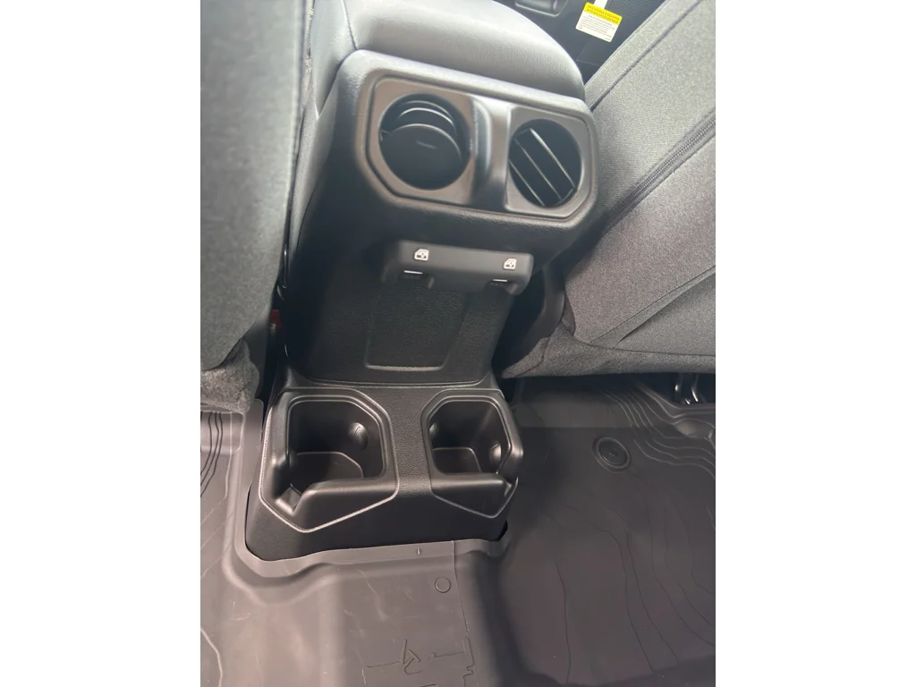 2025 Jeep Wrangler 4-Door Sport S - Photo 15