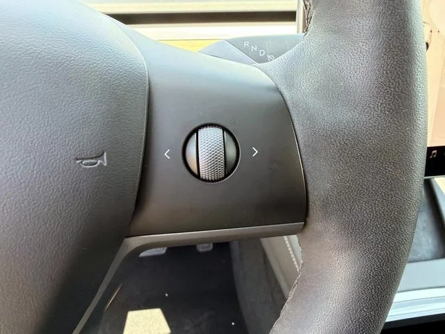 Used 2023 White Tesla Long Range image 15