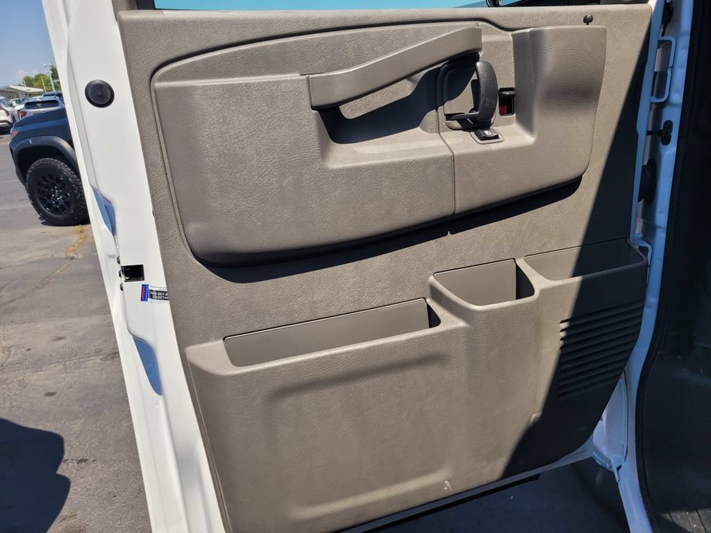 2026 Chevrolet Express Cargo 1WT view 14