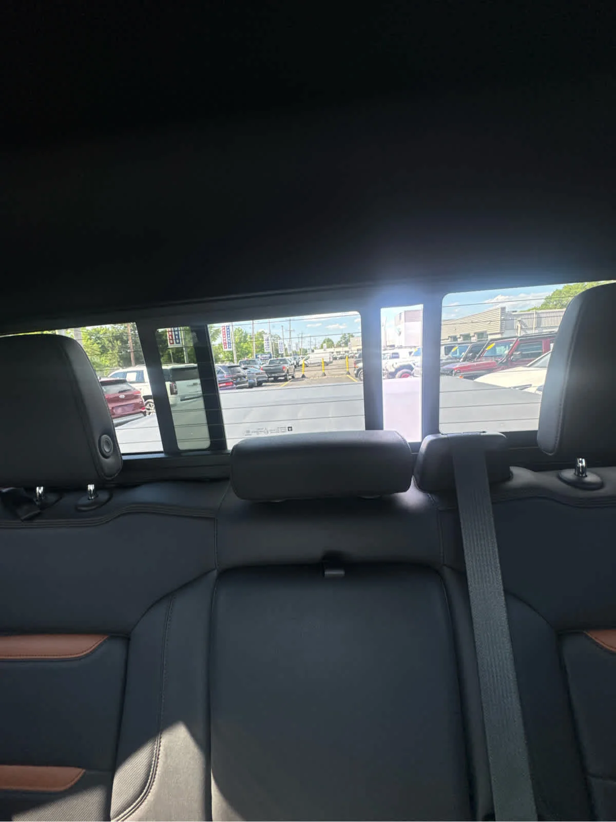 Used 2022 Onyx Black GMC AT4 image 21