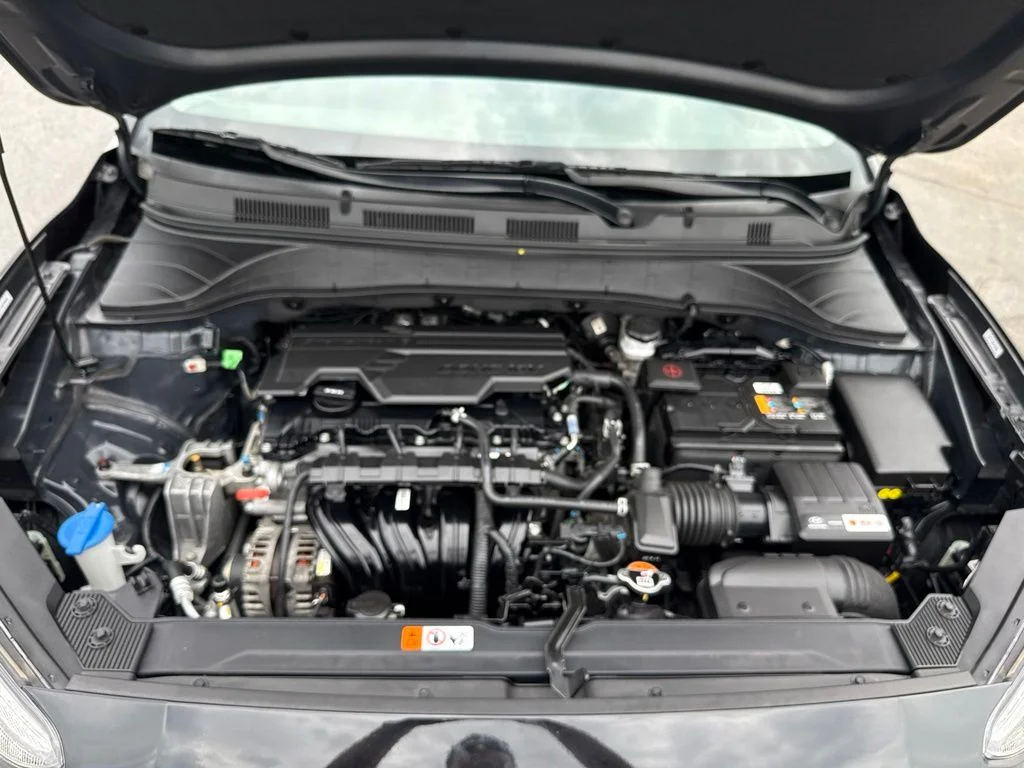 Used 2023 Abyss Black Pearl Hyundai SE image 53