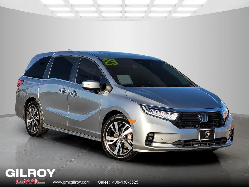 2023 Honda Odyssey Touring's photo