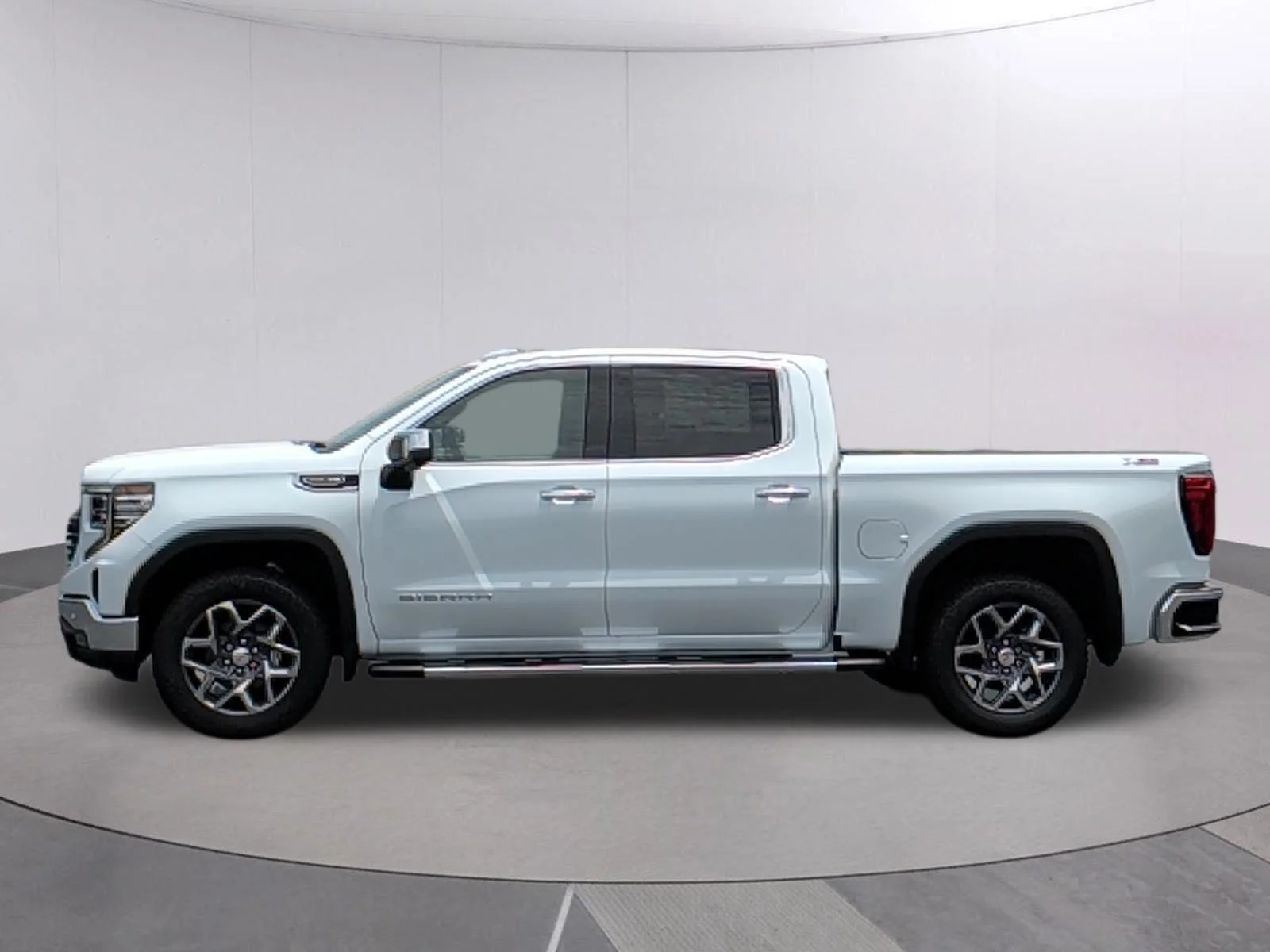 New 2026 Glacier White Tricoat GMC SLT image 2