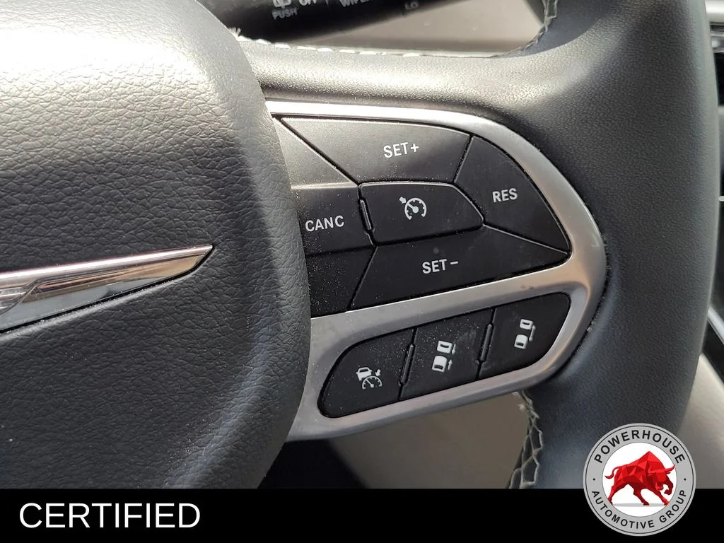 Used 2022 White Chrysler Touring L image 29