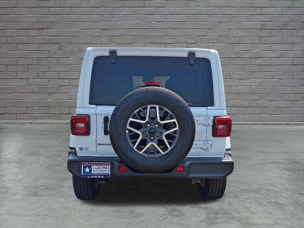 Used 2025 White Jeep 4-Door Sahara 4x4 image 10