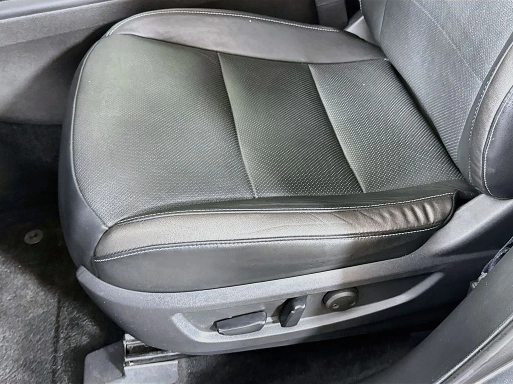 Certified Used 2021 Graphite Shadow INFINITI ESSENTIAL image 25