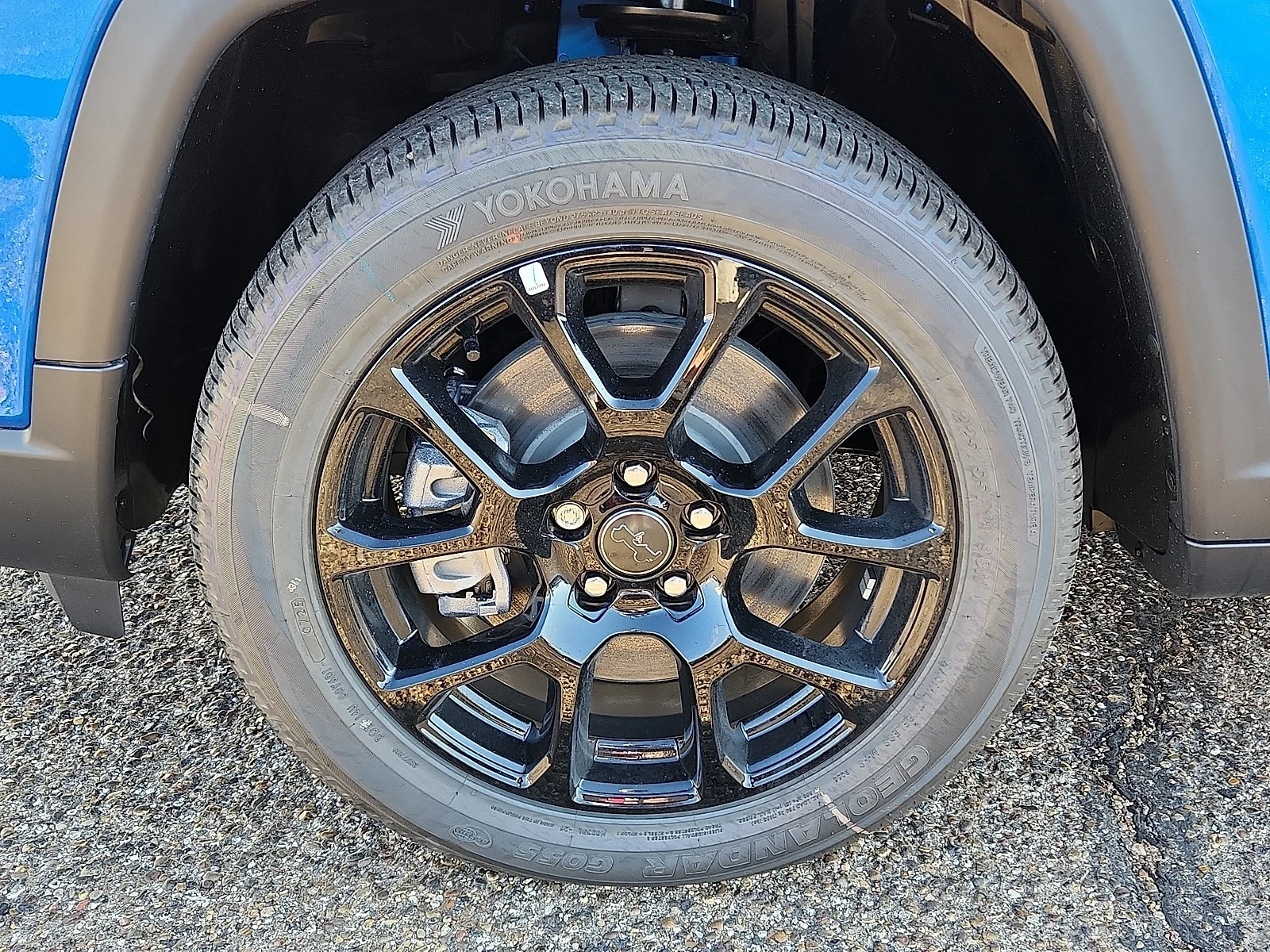 New 2026 Blue Jeep LATITUDE ALTITUDE 4X4 image 7
