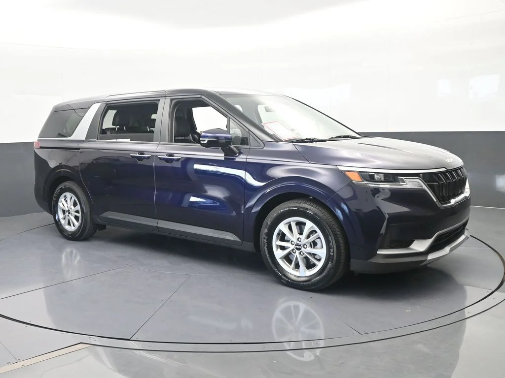 Used 2024 Deep Chroma Blue Kia LX image 7