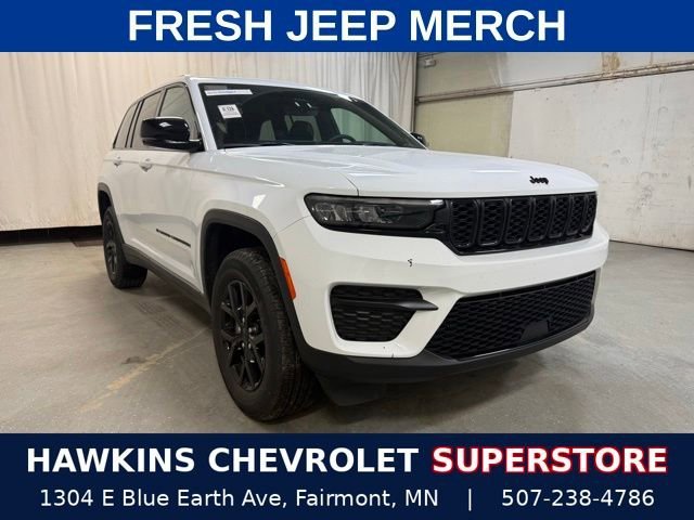 2025 Jeep Grand Cherokee Altitude 4x4's photo
