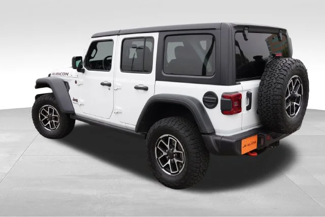 Certified Used 2025 White Jeep Rubicon image 8