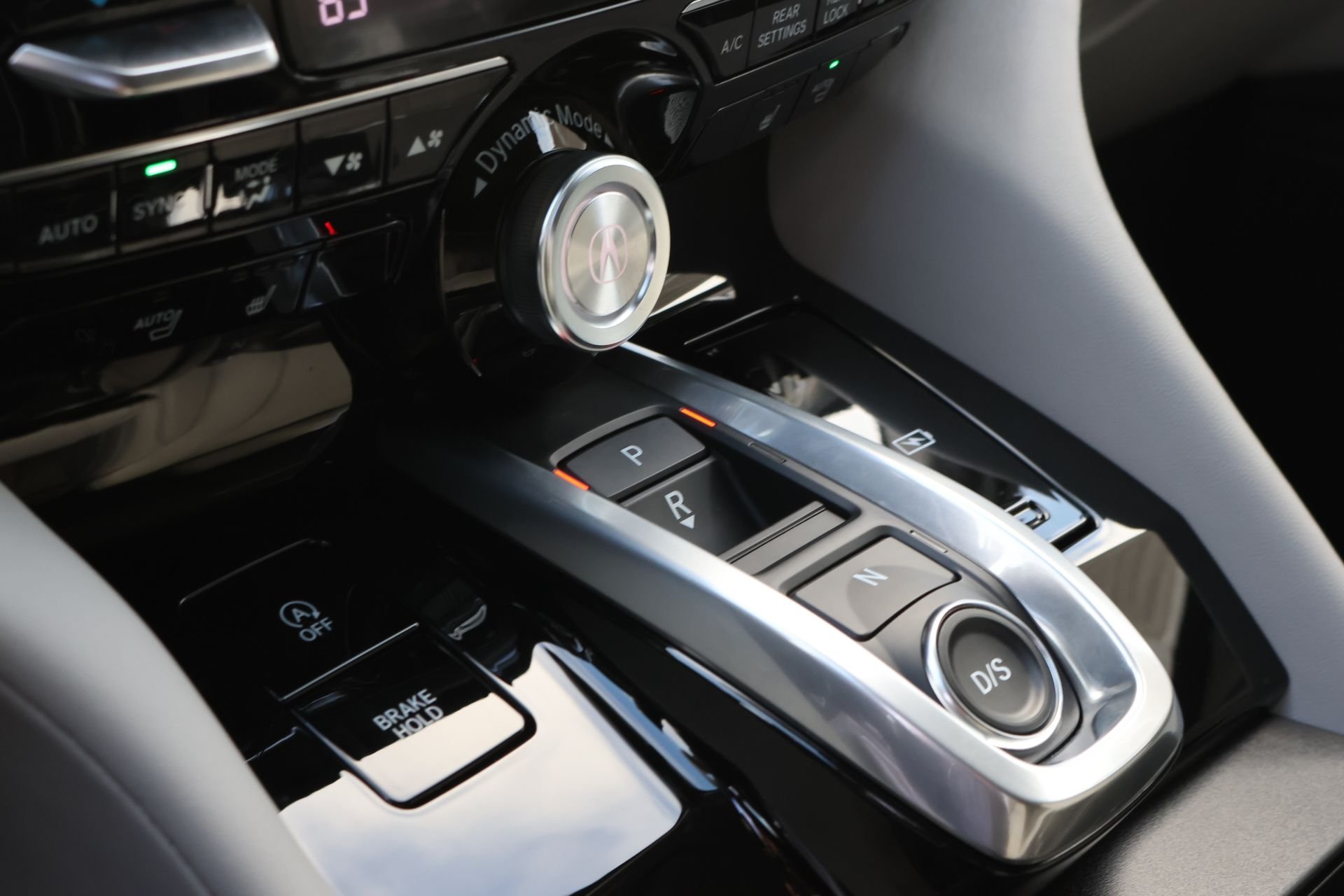 2026 Acura MDX Technology Package - Photo 14