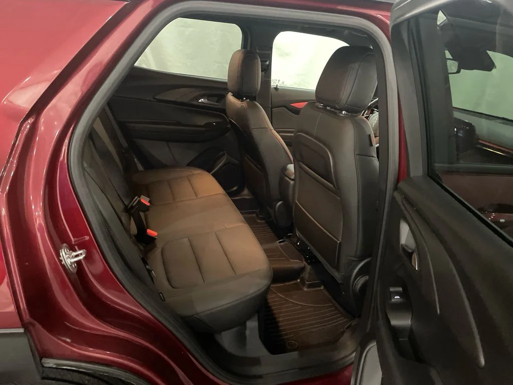 Certified Used 2025 Crimson Metallic Chevrolet RS image 27