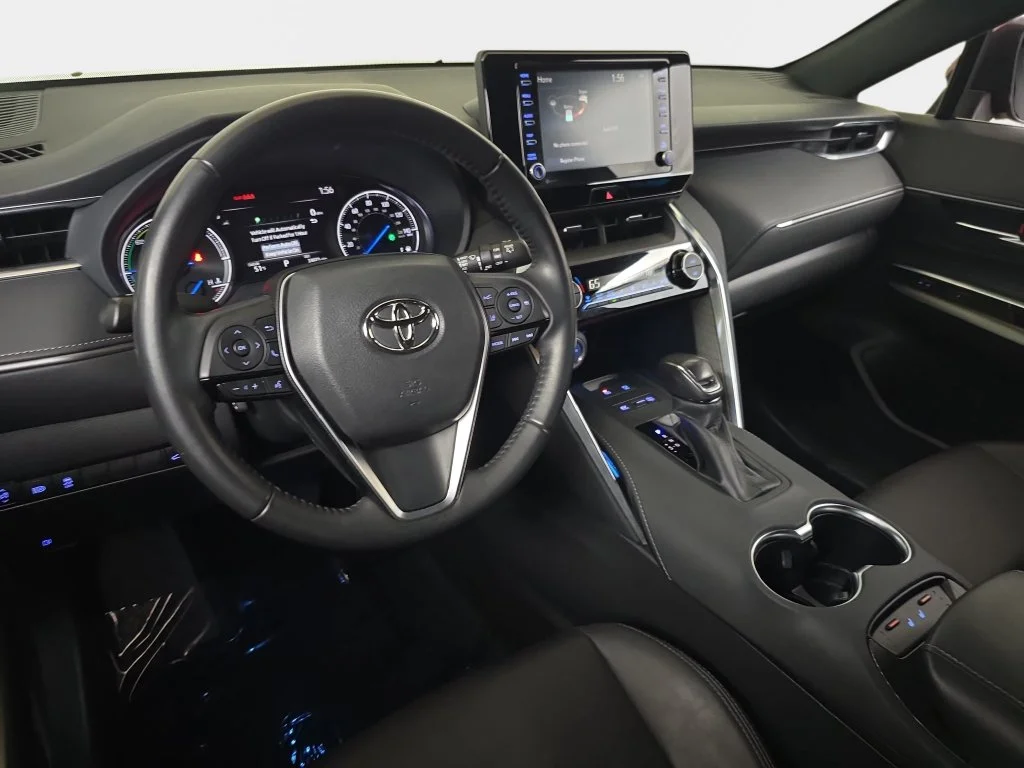 Used 2022 Red Toyota XLE image 12