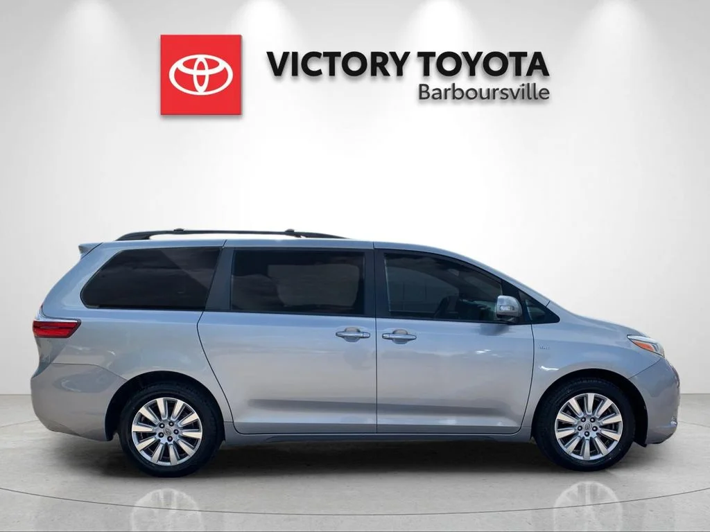 Used 2017 Silver Toyota Limited Premium image 6