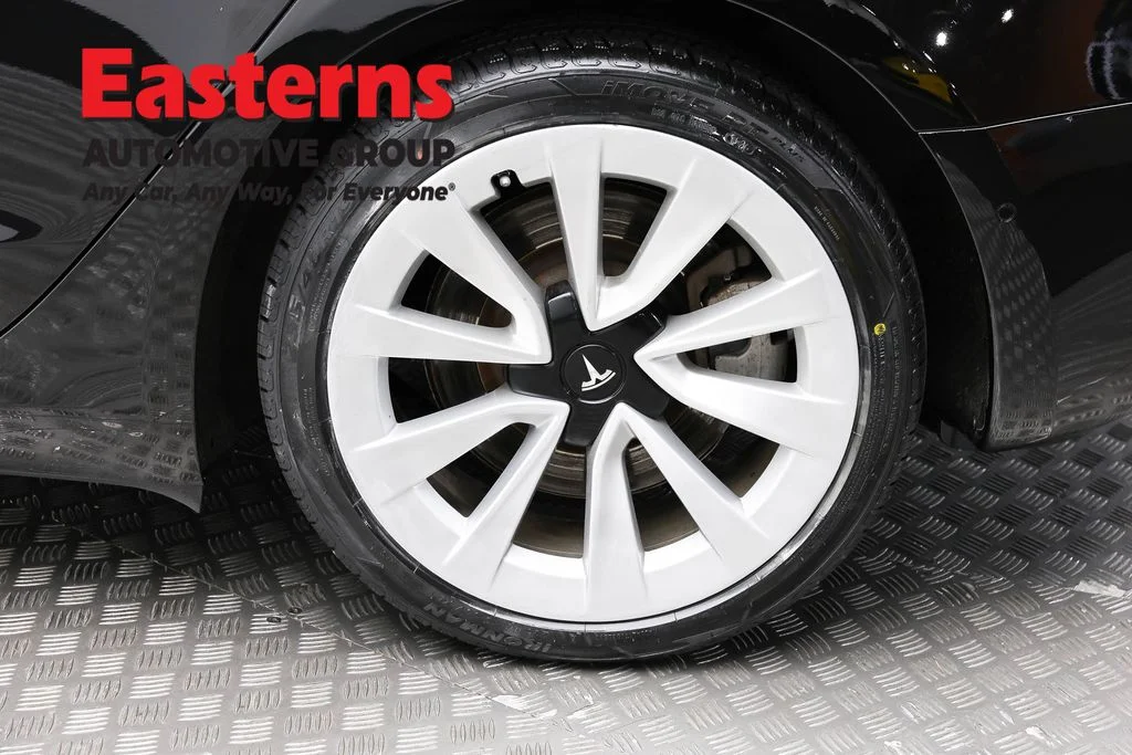 Used 2022 Black Tesla Long Range image 8