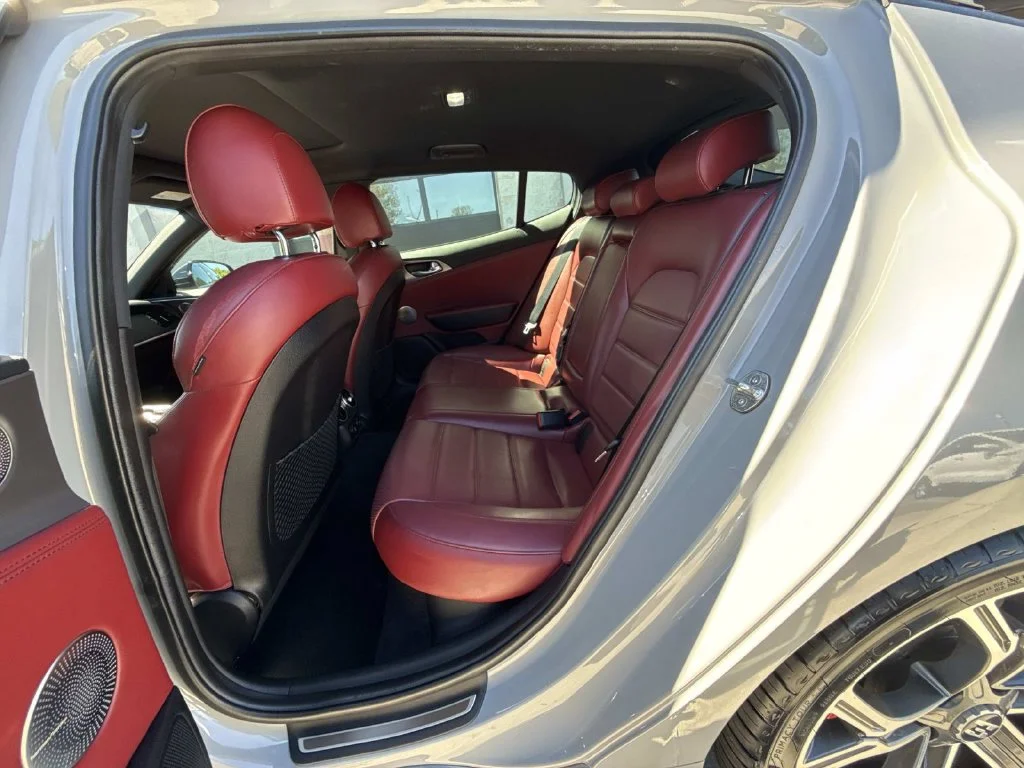 Used 2018 White Kia GT2 image 23