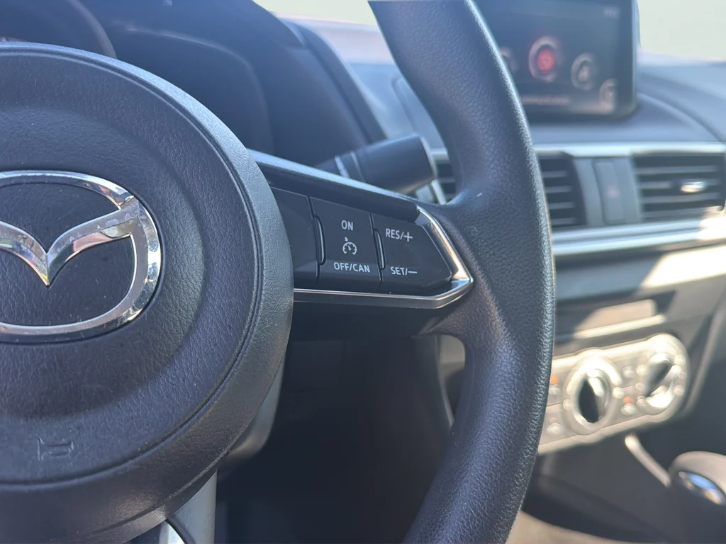 Used 2018 Red Metallic Mazda Sport image 21