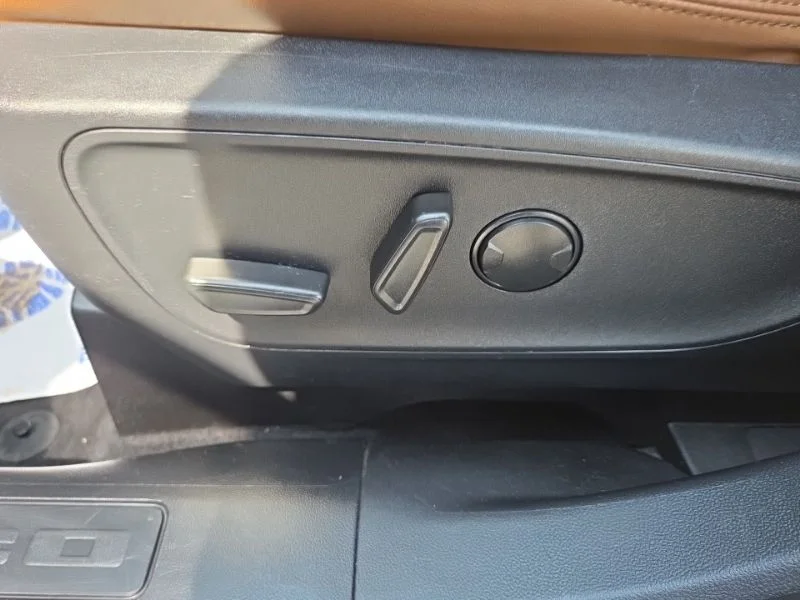 Used 2021 Gray Ford Outer Banks image 27