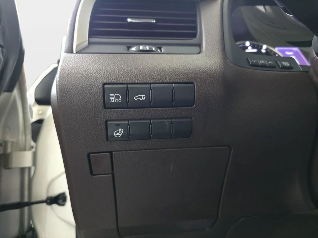 Used 2017 Beige Lexus 350 image 27