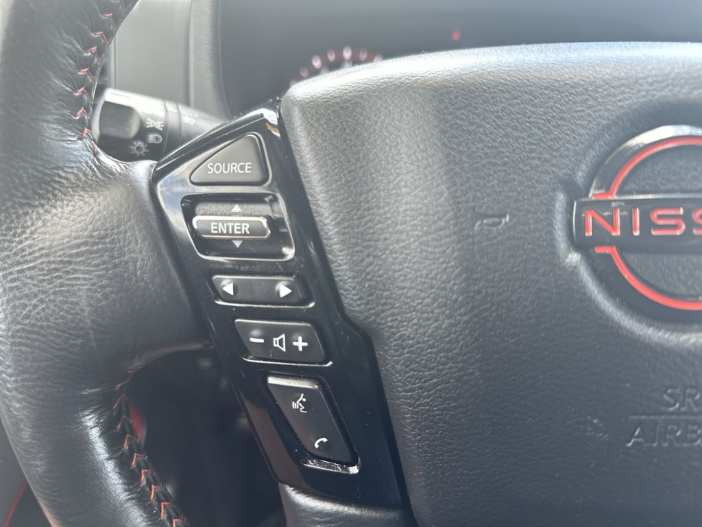 Used 2023 Red Nissan PRO-4X image 30