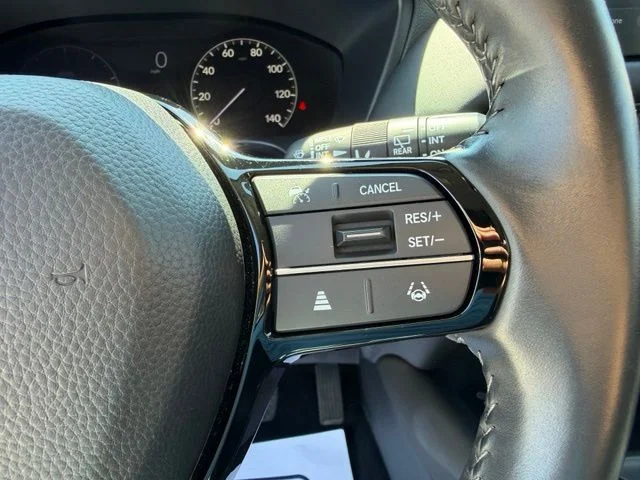 Used 2024 Gray Honda EX-L image 23