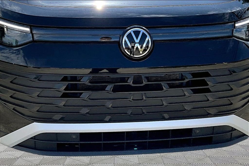 New 2026 Black Volkswagen 2.0T S image 28