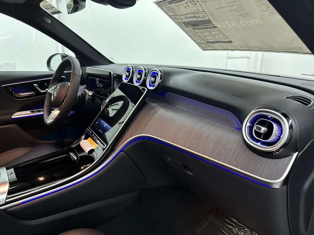 New 2026 Black Mercedes-Benz GLC 300 image 25