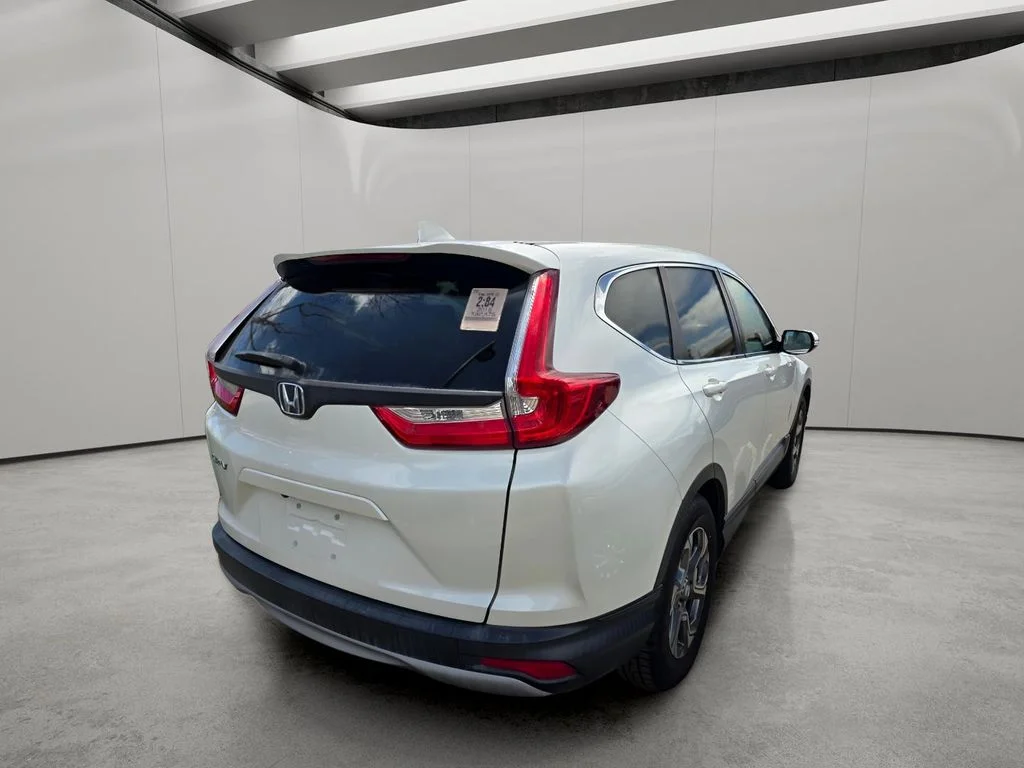 Used 2018 White Diamond Pearl Honda EX image 11