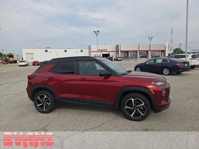 Used 2022 Red Chevrolet RS image 2