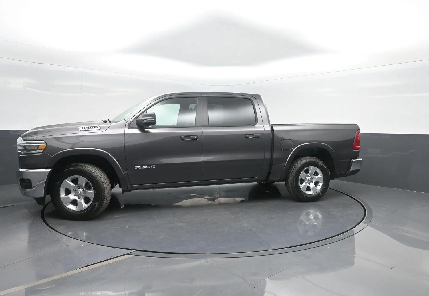 New 2027 Granite Crystal Metallic Clear-Coat Exterior Paint RAM Big Horn image 42