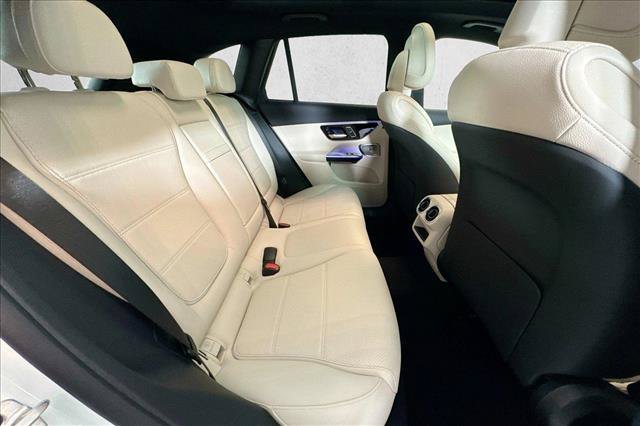 New 2026 Polar White Mercedes-Benz GLC 300 image 55
