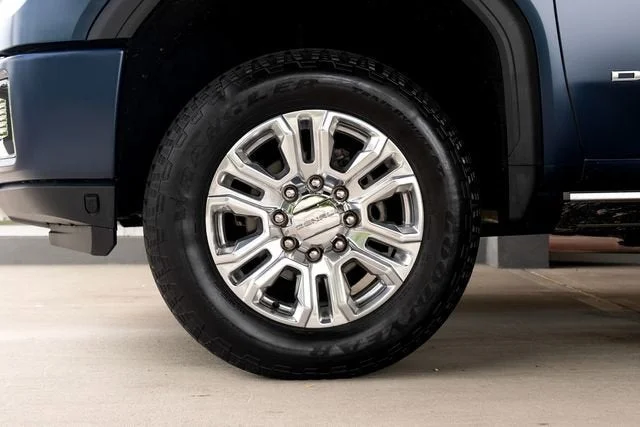 Used 2023 Pacific Blue Metallic GMC Denali image 13
