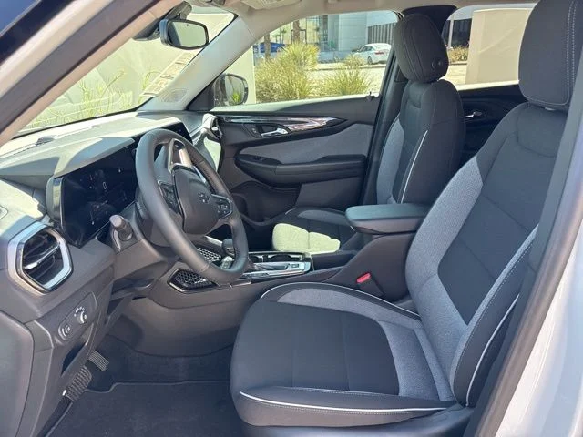 New 2026 White Chevrolet LT image 11