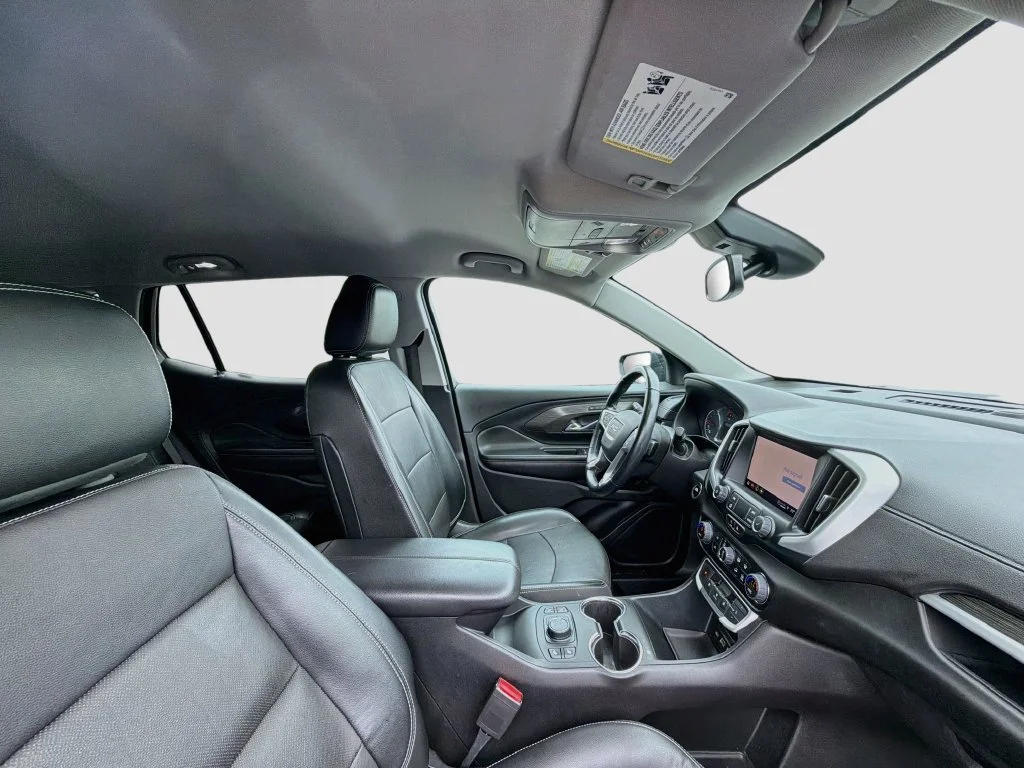 Used 2023 Black GMC SLT image 28