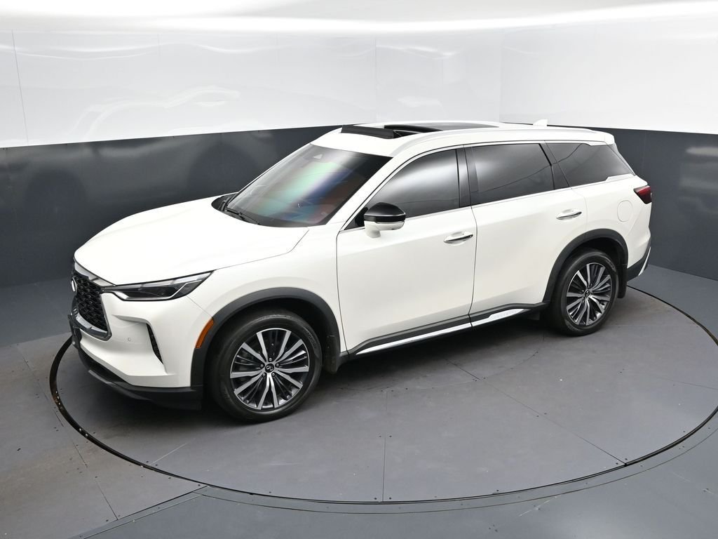 Certified Used 2023 White INFINITI Sensory image 33