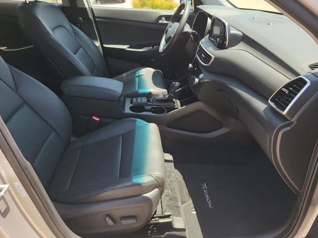 Used 2021 Silver Hyundai Limited image 9