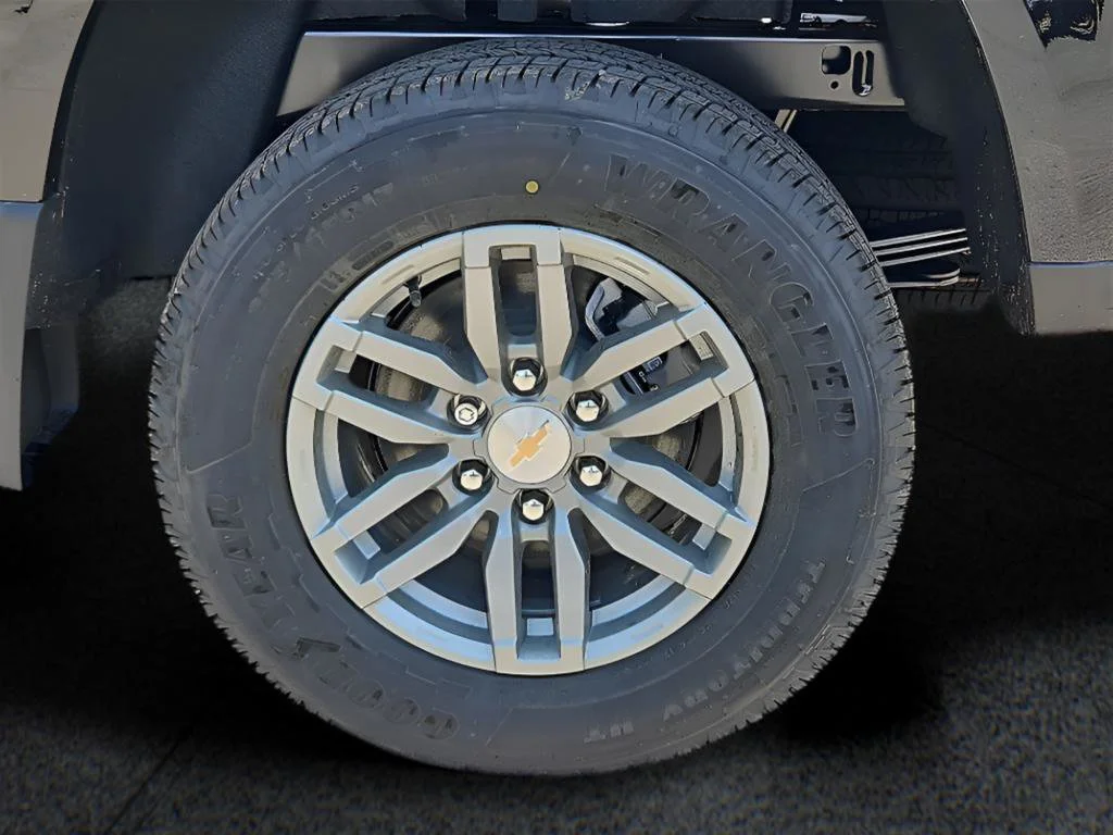 2026 Chevrolet Colorado LT - Photo 10