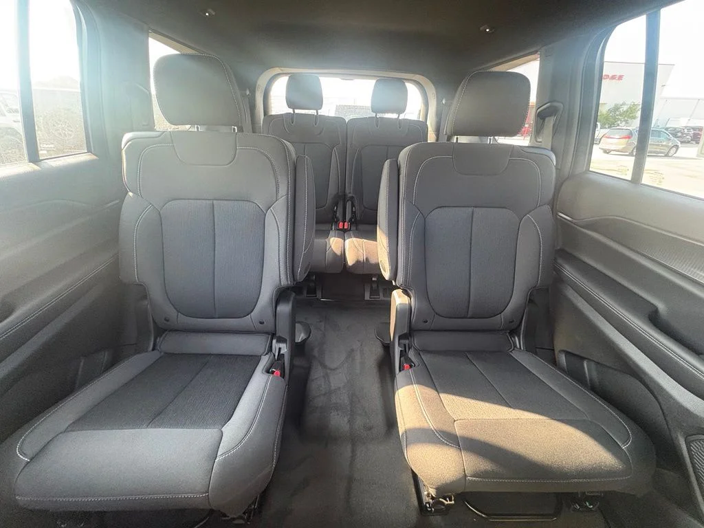 New 2026 Baltic Gray Metallic Clear-Coat Exterior Paint Jeep Laredo image 29