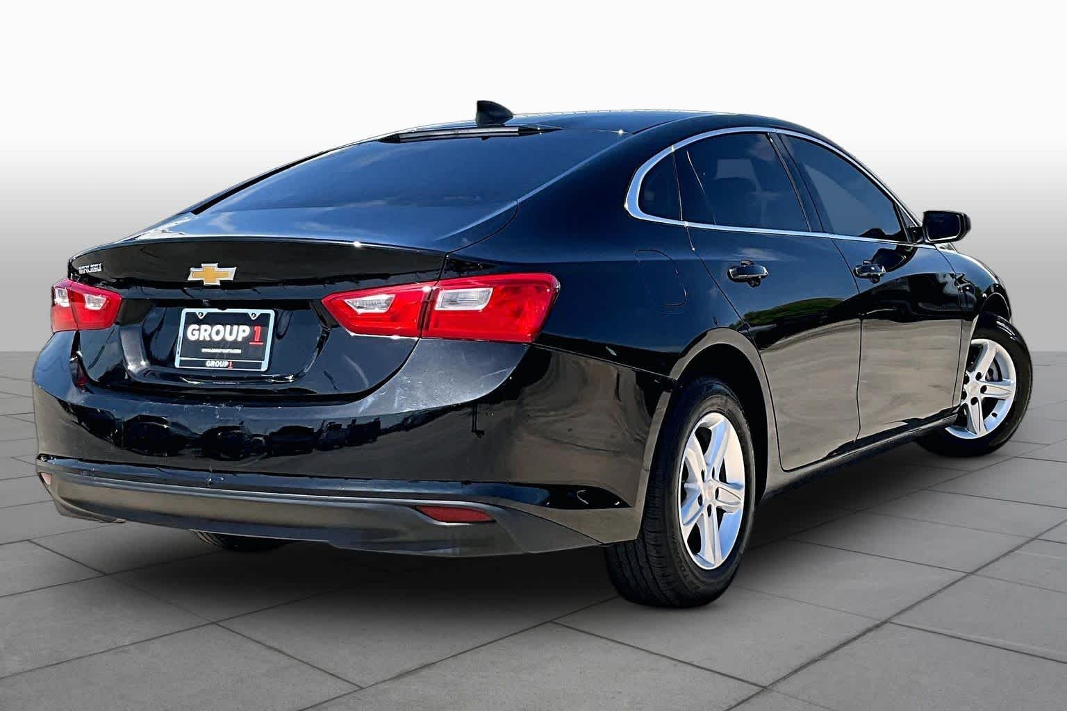 Used 2022 Mosaic Black Metallic Chevrolet LS image 13