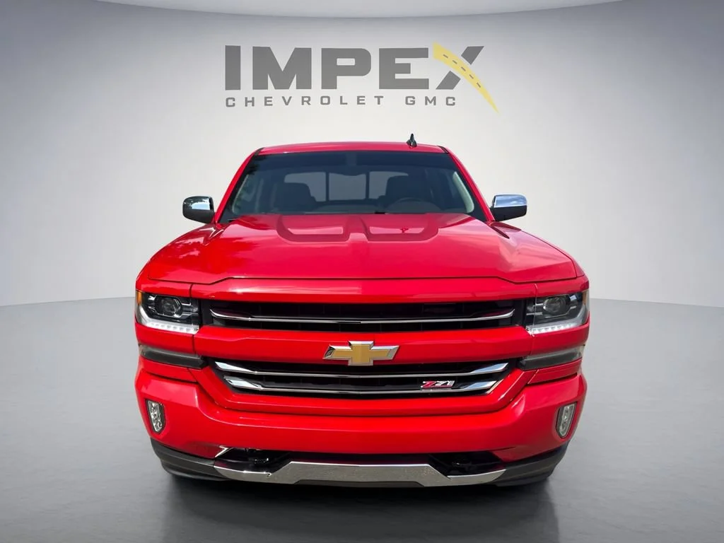Used 2018 RED HOT Chevrolet LTZ image 8