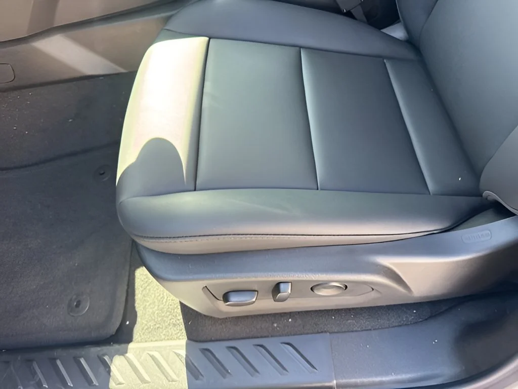 New 2026 Summit White Chevrolet Trail Boss image 9