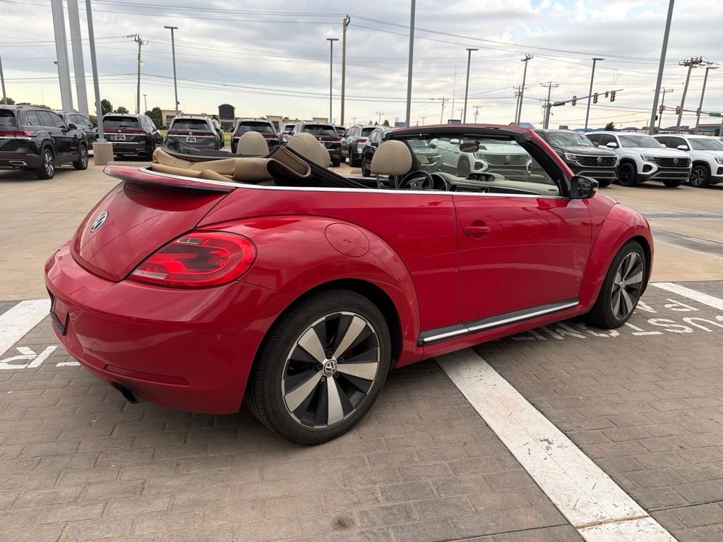 Used 2013 Tornado Red Volkswagen 2.0 TSi image 5