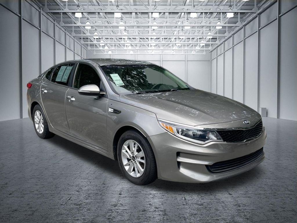 Used 2017 Silver Kia LX image 6