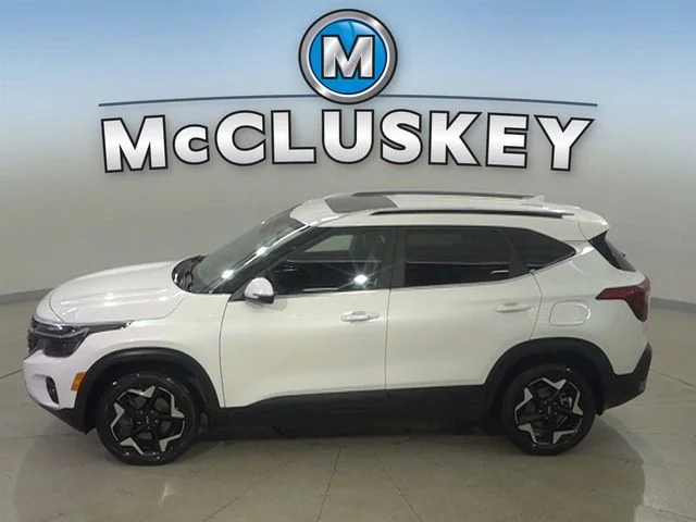 Used 2024 White Kia EX image 32