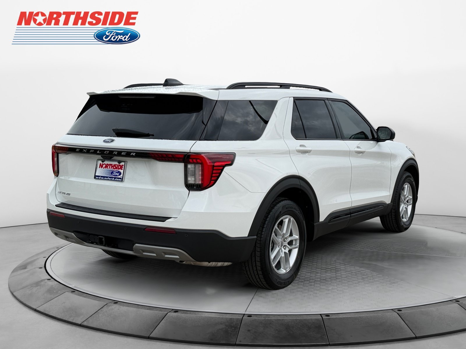 New 2026 Star White Metallic Tri-Coat Ford Active with 200A Pkg image 7