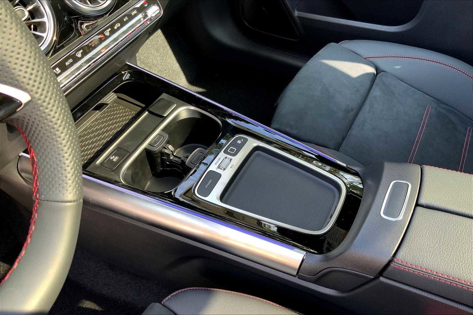New 2026 Polar White Mercedes-Benz GLA 250 image 7
